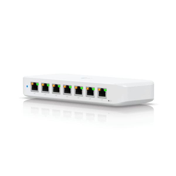 Ubiquiti UniFi Switch Ultra 210W  / 8 Port / Layer 2 / 1 PoE++  input / 7 PoE/PoE+ output / USW-Ultra-210W - Image 2